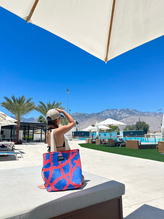 RED LEI BEACH BAG